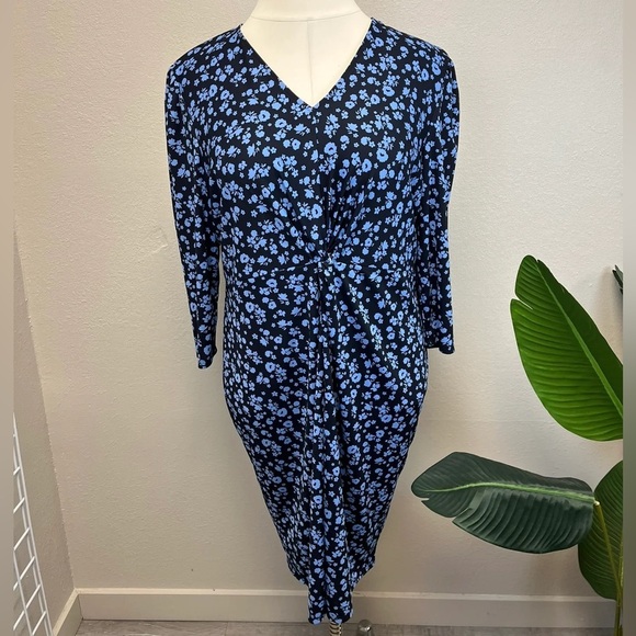 Lark & Ro Black & Periwinkle Floral Twist Front Dress - Size XXL - Picture 1 of 4